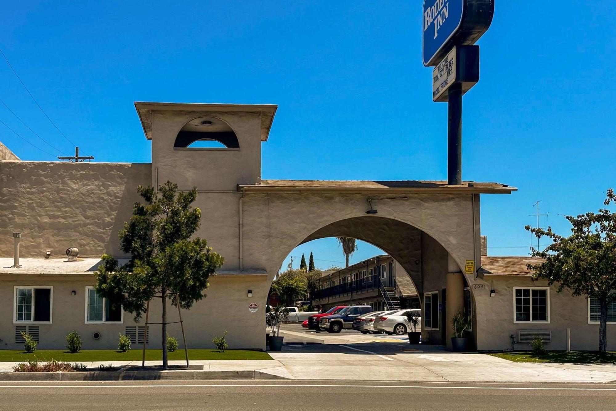 Rodeway Inn National City San Diego South Exterior photo