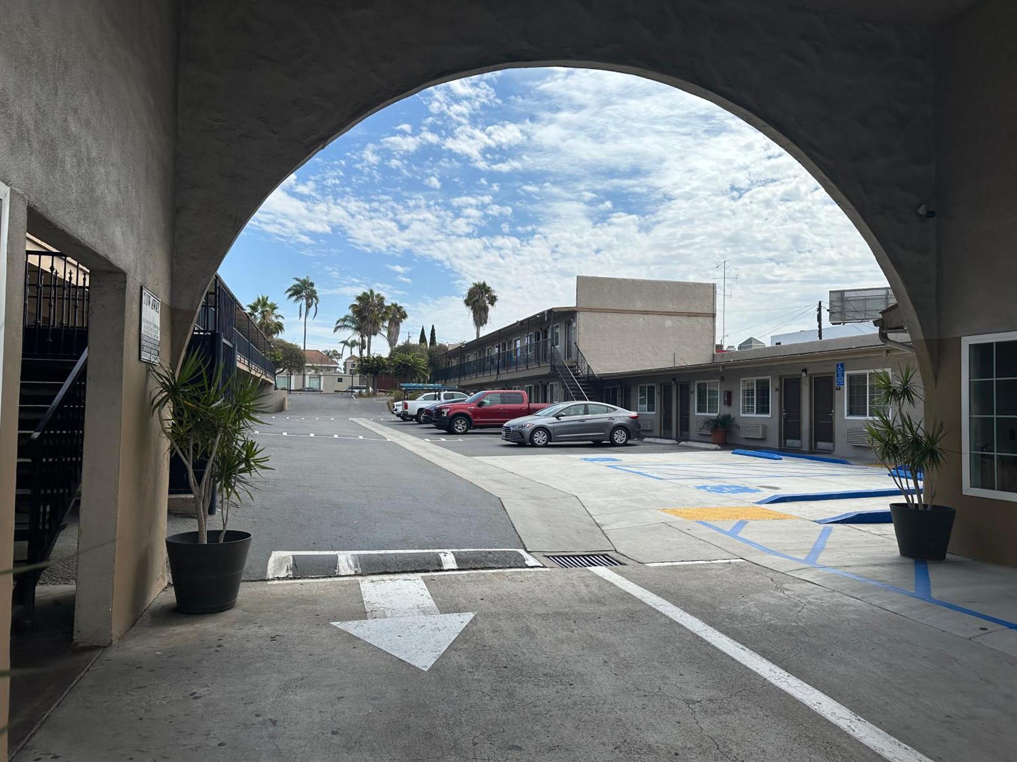 Rodeway Inn National City San Diego South Exterior photo