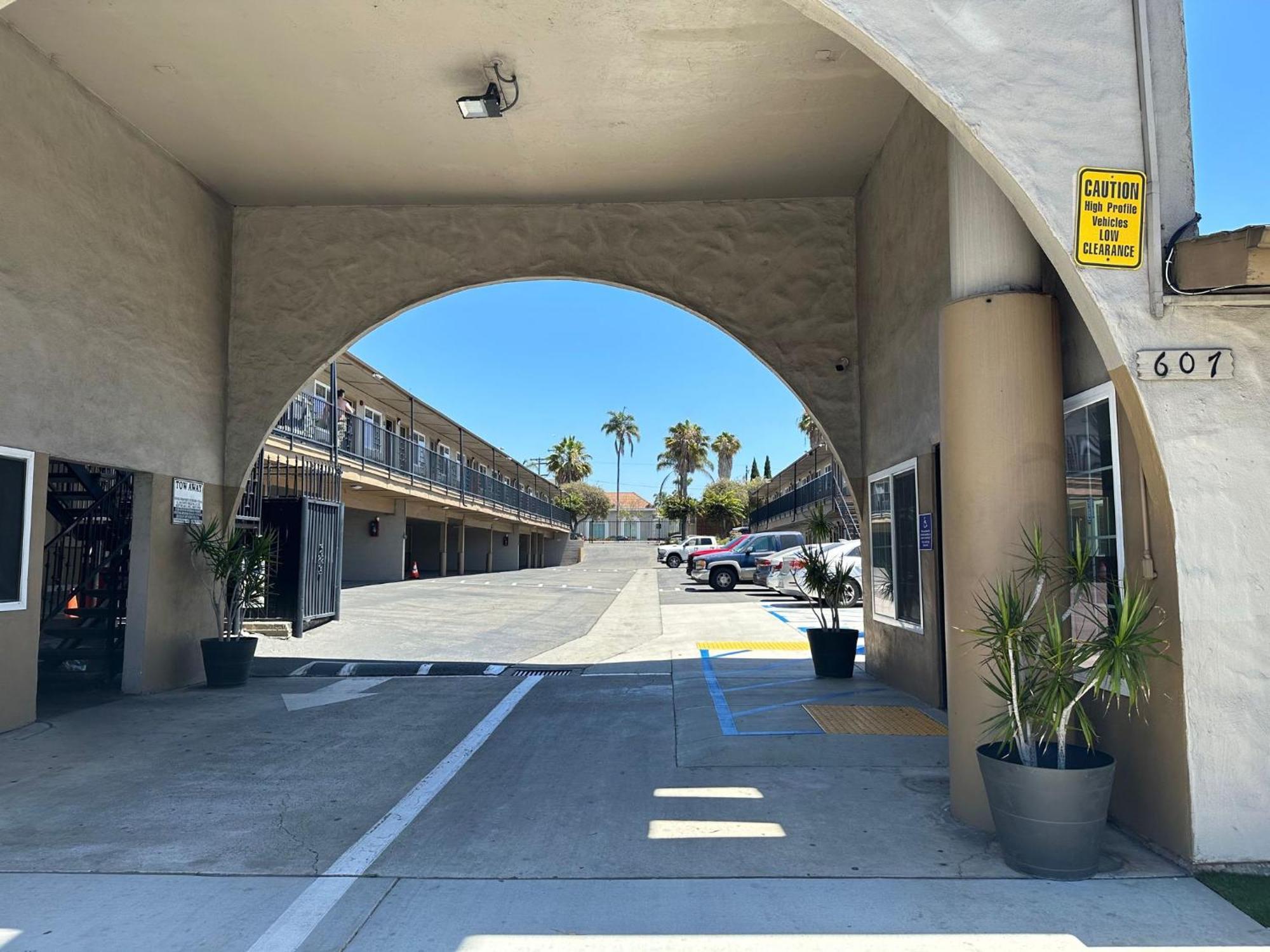 Rodeway Inn National City San Diego South Exterior photo